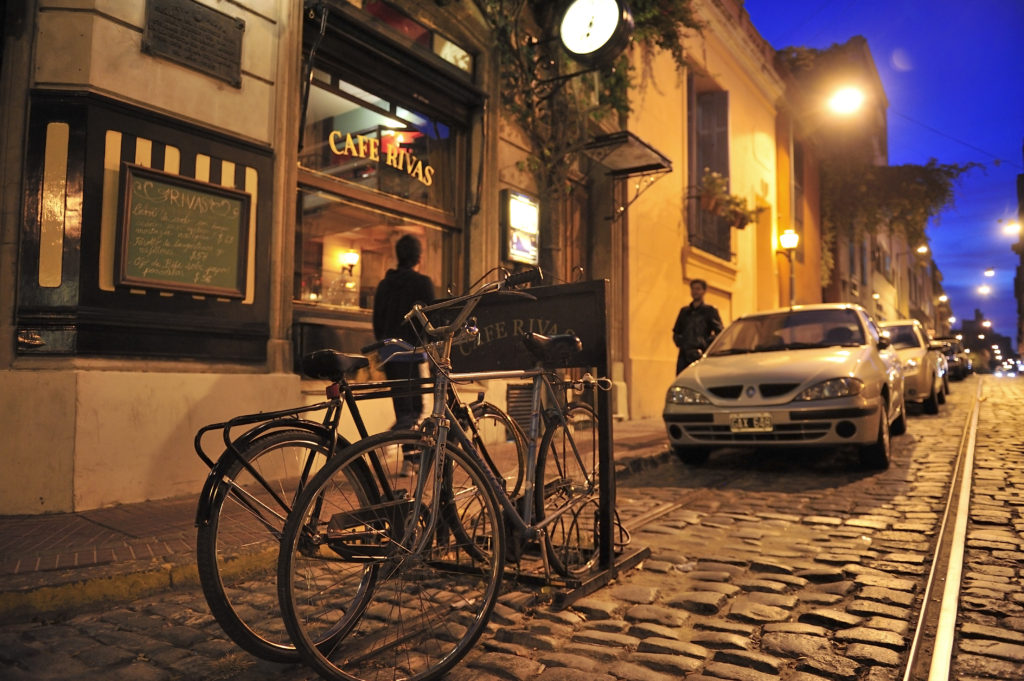 7 cidades incríveis para pedalar pela América Latina