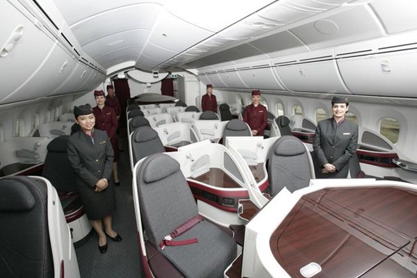 dubai qatar 787 dreamliner