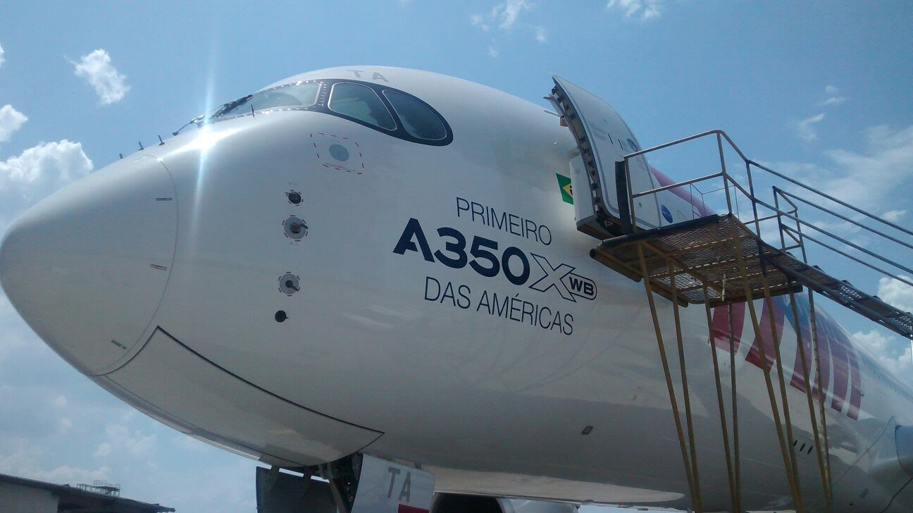 TAM realiza voo inaugural com A350 XWB