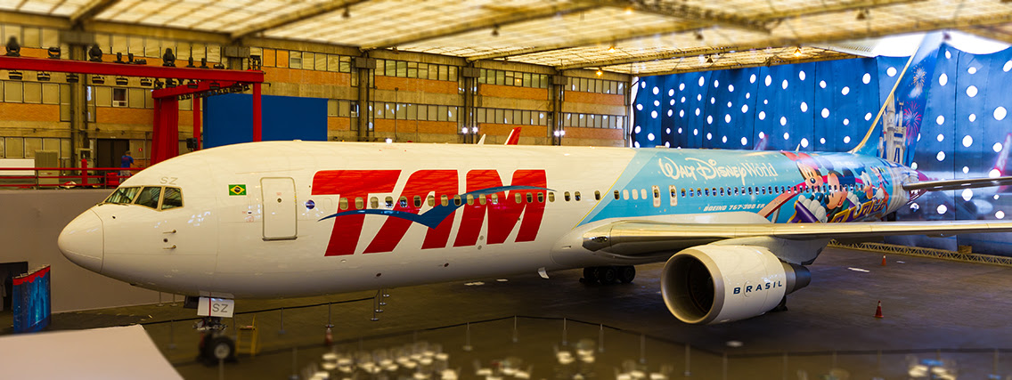 TAM é a primeira companhia aérea da América Latina a ter aeronave temática de Walt Disney World